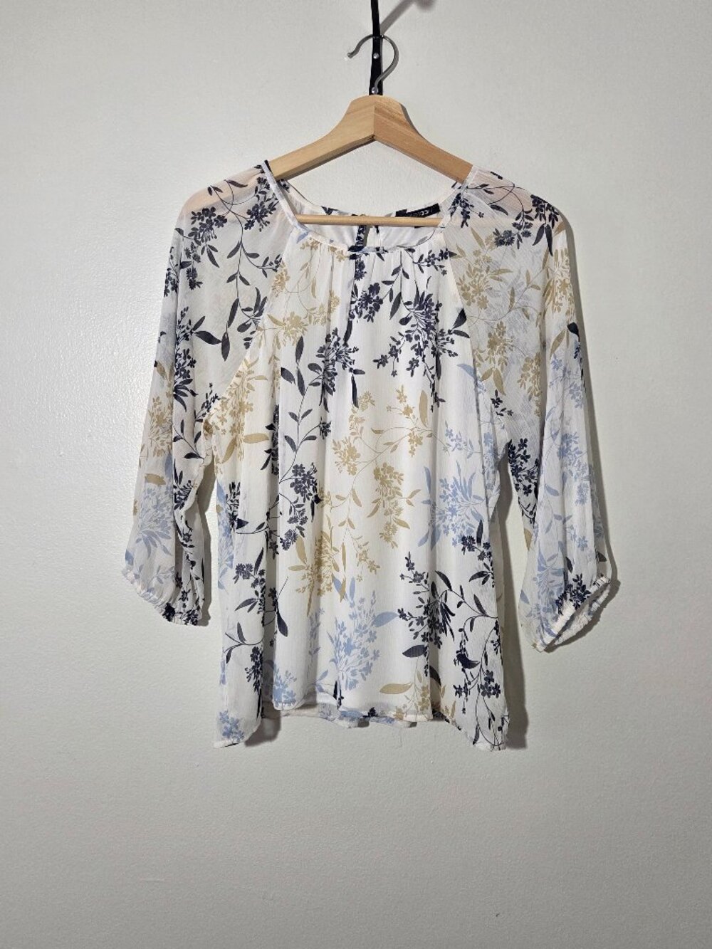 Paper Moon White Floral Half Sleeve Blouse